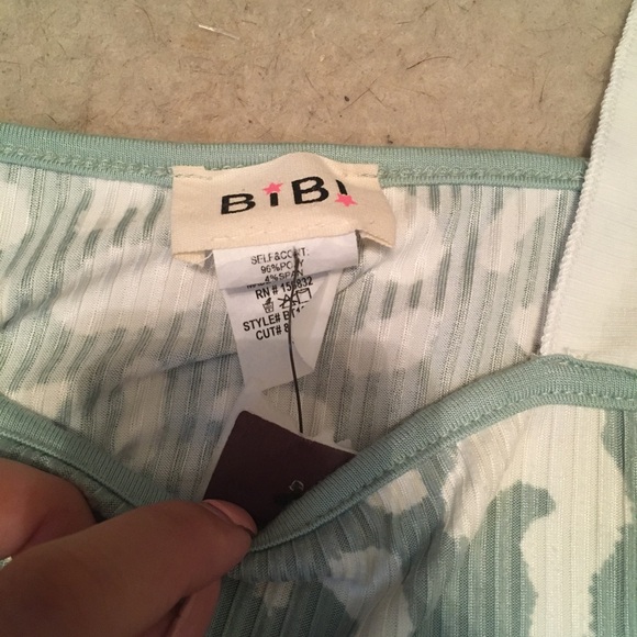 Tank top - Picture 2 of 2